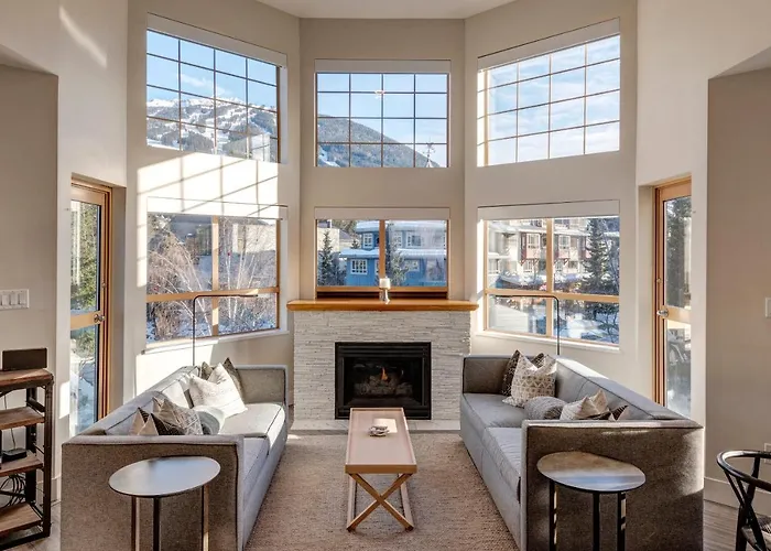 Amazing Village Condo With Unparalleled Mountain Views Overlooking The Olympic Plaza