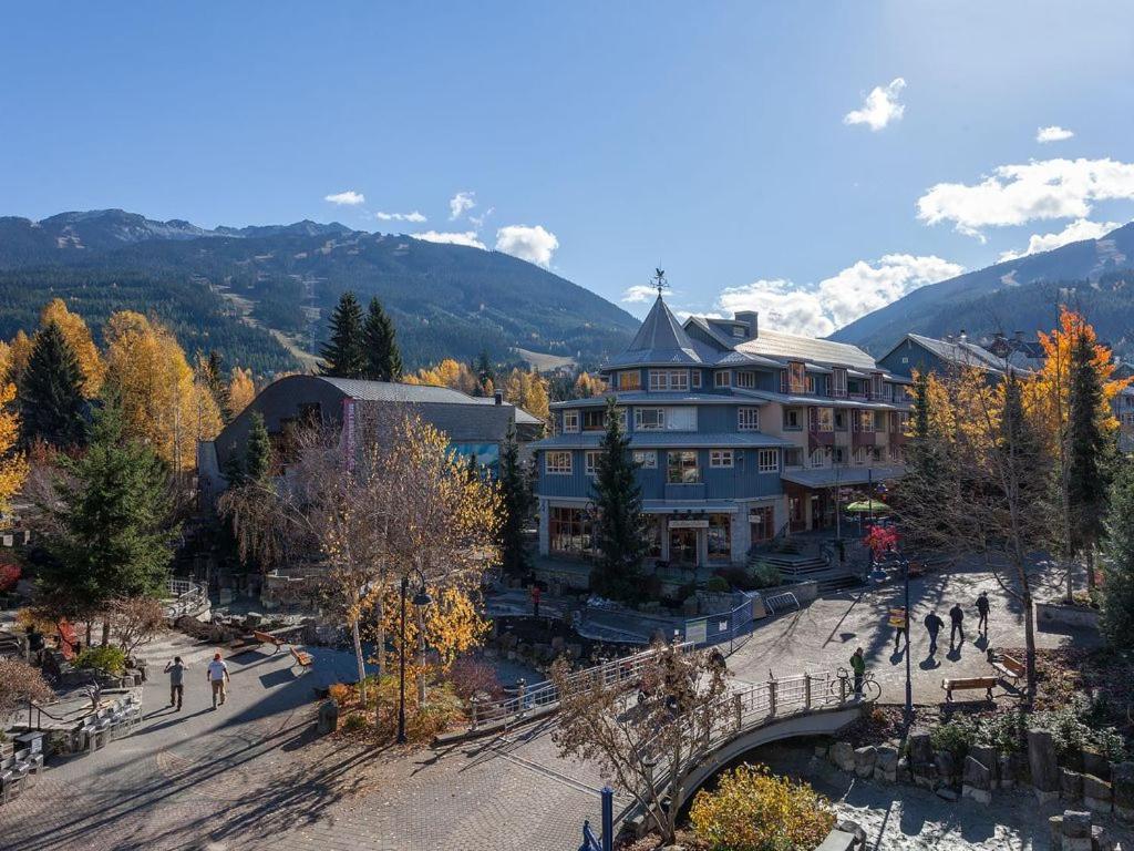 Amazing Village With Unparalleled Mountain Views Overlooking The Olympic Plaza